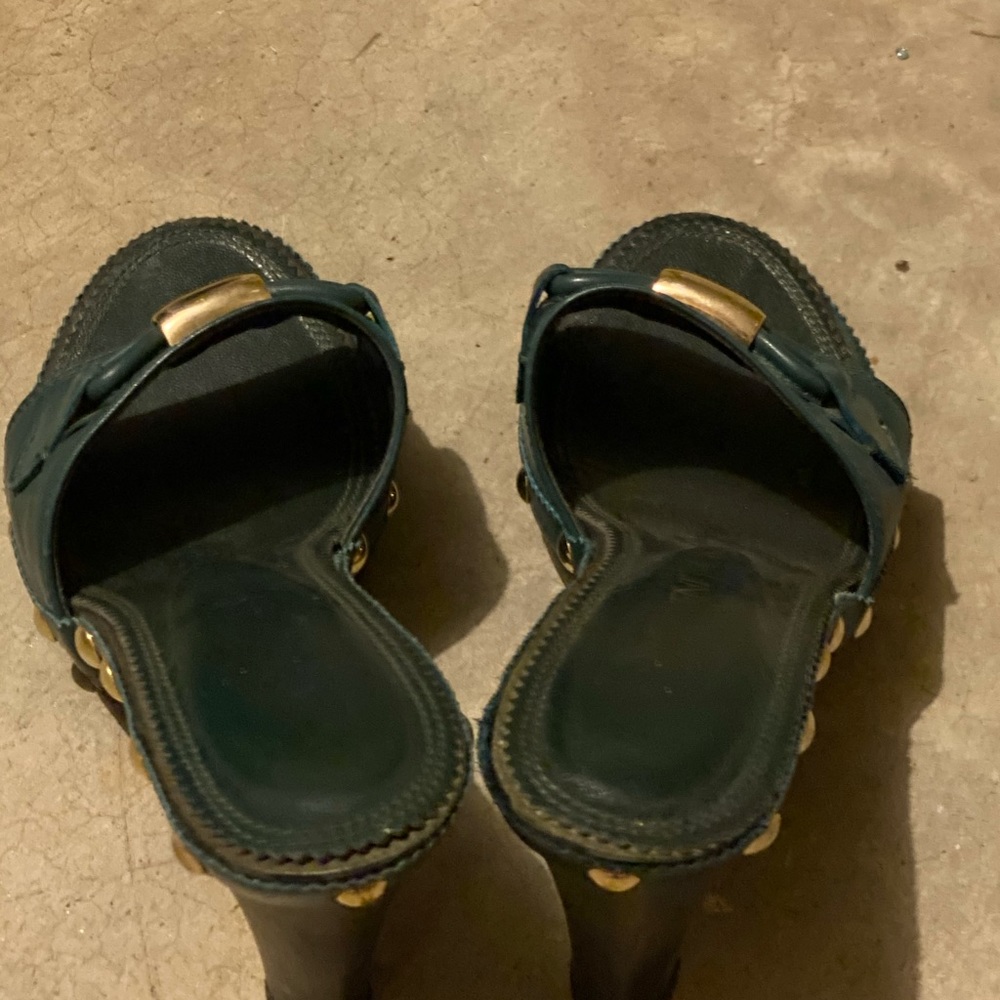 PRELOVED YSL SANDAL SIZE 36